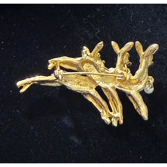Gold-Tone Reindeer Brooch With Pearl Accents & Rhinestone Details - Picture 4 of 4